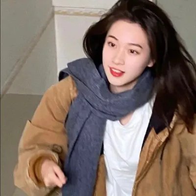 俏佳人